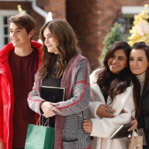 Betsy Brandt Instagram - It’s here! My new movie is out just in time to cozy up for the holiday season! Be sure to stream The Housewives of the North Pole on @PeacockTV! ❄️⛄#housewivesnorthpole