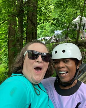Betsy Sodaro Instagram - OOOOOOHHHHH YEAHHHHH!!!! SUMMER CAMP IS OUT!!!! I got to hang out in beautiful North Carolina with the best of the best!!! (I also had Bojangles for the first time and it didn't disappoint) Thank you @alexsaks @castillelandon Dori and everyone else for letting me be a part of this movie! Y'all gotta check it out! It's in theaters noooooow!!!!