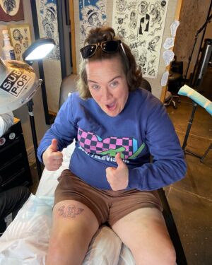 Betsy Sodaro Instagram - Uh oh! Just got a tattoo of my favorite character from my favorite Christmas special!!!! Thank you @josue_acosta and @broken_art_tattoo YOU RULE!!!