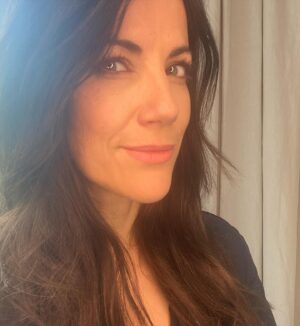 Bettina Zimmermann Instagram - Ihr Lieben, noch einmal schlafen und dann ist Wahlsonntag! Bitte geht wählen!  Falls es immer noch jemanden gibt, der nicht weiß, was er wählen soll, empfehle ich nach wie vor den Wahl-O-Mat! Eine Wahlhilfe!Nicht wählen gehen ist keine Lösung!!!! Jede Stimme zählt! Also Ihr habt morgen ein Date  im Wahllokal! - abgemacht?! Oder habt Ihr schon per  Briefwahl Eure Stimme abgegeben?! #gehtbitteallewählen #wahl2021