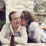 Betty Monroe Instagram - El amor se demuestra a besos !!! 💋💋❤️ te amo #Maminga