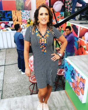 Betty Monroe Instagram - Muchas gracias por mi vestuario @latienditadf_ este domingo en @mercadoazteca