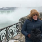 Betty Monroe Instagram - Disfrutando de las #CataratarasDelNiagara
