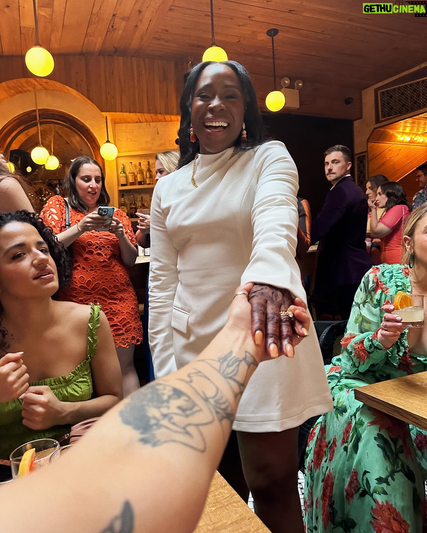 Betty Who Instagram - new york minute!!! 🍎💍📖 @chischisschissy gets married edition!!!