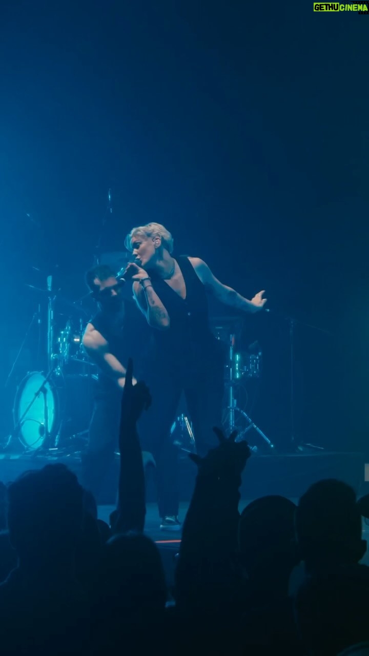 Betty Who Instagram - ALL OF YOU - LIVE FROM THE BIG! TOUR OUT NOW ON @YOUTUBE