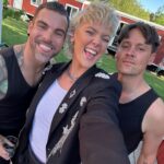 Betty Who Instagram - SHOW 1 WITH @MARENMORRIS ✅ had the best time last night thank you to everyone who sang along and danced with us! next stop Red Rocks! 🌄
