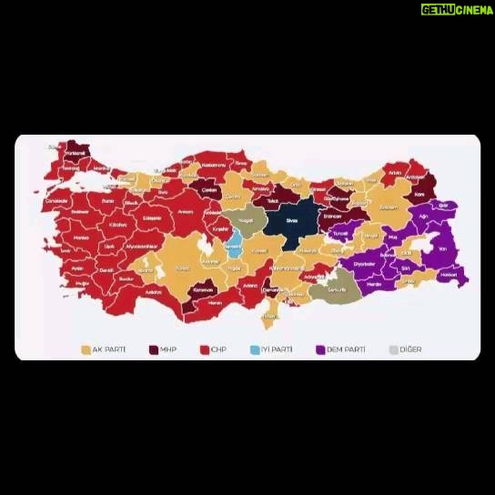 Betül Arım - 2.6K Likes - Cumhuriyetimizin 100. yıl hediyesi için binlerce teşekkür yaşasın halk yaşasın kadınlar yaşasın hepimiz. Çok güzeliz çok 🤣👭😂👫Eminim ülkemizi de çok güzelleştireceksiniz. Hep söylüyorum yaşamımız yaptığımız tercihlerin ve seçimlerin bir toplamı. İnsanın hayatı insanın hayalidir. Onlar hayal etti emek verdi çok çalıştı ve kazandılar 👭🤝❤️👏 Başarı istenmediği yere gelmez.. Yenildiğinizi düşünüyorsanız yenilmişsinizdir. Cesur olmadığınızı düşünüyorsanız korkaksınızdır. Kazanmak istiyor fakat kazanmayacağınızı düşünüyorsanız kesinlikle kazanamazsınız. Kaybedeceğinizi düşünüyorsanız çoktan kaybetmişsinizdir. Dışarıdaki dünyaya çıktığınızda anlayacaksınız ki başarı ancak onu istediğiniz taktirde gelecektir. Her şey insanın kafasında biter.Alt edildiğinizi düşünüyorsanız alt edilmişsinizdir. Yükselmek için yüksek düşünmelisiniz. Bir ödülü kazanmadan önce kendinizden emin olmalısınız. Yaşam savaşını kazanan her zaman en güçlü ya da en hızlı olan değildir. Eryada geç kazanan kişi, kazanacağını önceden düşünebilen kişidir. Arnold Palmer 📚🖍️Güzel anlar ve anılar biriktireceğimiz nice günlerimiz olması dileğiyle sağlıkla, sevgiyle, adaletle, bolluk bereketle, muhabbetle ama hep sanatla barış içinde özgürce yaşayalım 👭👏👫🤝🌿🐞🤣❤️
#seçim #yaşasındemokrasi #kadınhakları #belediyebaşkanı #başarı #emek #hayaletkazan