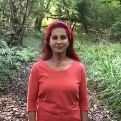 Betül Arım - 2.3K Likes - Bu dünyada tanımamız gereken tek bir kişi var ; o da kendimiz. Kendimizi tanımaya çalışalım,bir ömür yetmez! İyi tanışmalar.. 📚🖍🎭 “Değişim ve gelişim insan kendisini riske attığında ve kendi hayatıyla içli dışlı olmaya cesaret ettiğinde meydana gelir.” Herbert Otto 📚🖍🎭 ''Değişmezsek gelişemeyiz, gelişmiyorsak aslında yaşamıyoruz demektir''. Gail Sheehy📚🖍🎭 "Dünyada görmek istediğiniz değişiklik ne ise o olun" Mahatma Gandhi📚🖍🎭 . .
#betülarım #betülarımlayaşamasanatı #dışardahiçbirşeyvar #kişiselgelişim