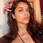 Bhagyashri Borse Instagram – An Era of Innocence 🦋