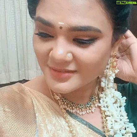 Bharatha Naidu Instagram - Love la pain😇 erukum. Eruntha than athu love💕