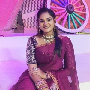 Bharatha Naidu Instagram - Neeya Nana show from Vijay tv

Costume @lithas_rentals @lithas_boutique 
Jewellery @chennai_jazz 
Mua @mithras_bb_academy