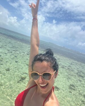 Bhavna Limbachia Instagram - Catamaran Cruise from Blue Bay to Ile Aux Cerf 
Snorkelling | Lighthouse Island | Swimming | Dolphin spotting | Shopping | Beach BBQ Lunch Ile Aux Cerf | Dancing | Waterfall 
#mauritius #catamaran #catamarancruise #mauritius🇲🇺 ♥️🙏🏽🧿