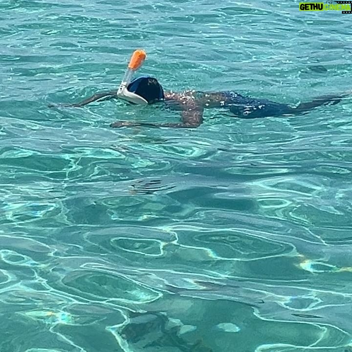 Bhavna Limbachia - 3 Likes - Snorkelling | Mauritius | 14.02.24 🐟🐠🐡
.
I have a strong fear of swimming in open water. Wouldn’t dream of doing it. Today I conquered my fear. Don’t get me wrong, initially I was freaked out. I clung to the bottom of the boat. I asked the Hubster to hold my hand. We swam out into the middle of the sea and I just let go… and off I went ✨🏊♀️ I LOVED IT!! ♥️🙏🏽🧿
#letgo #mauritius #mauritius🇲🇺 #snorkeling #bluesea