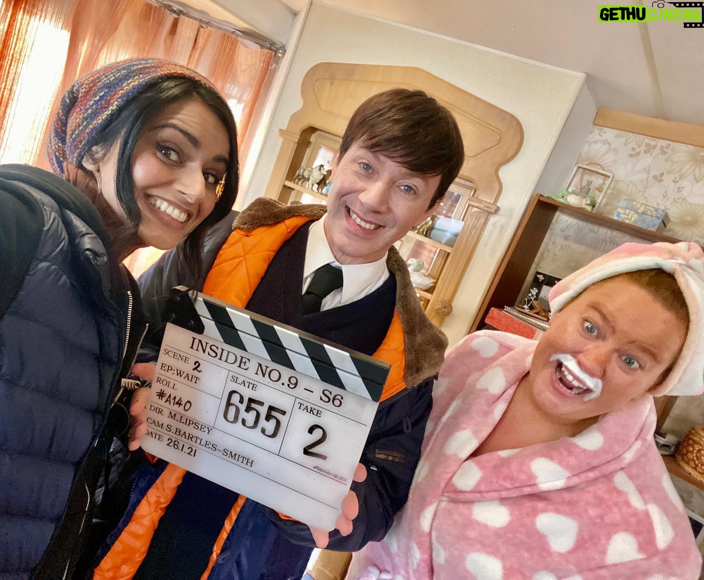Bhavna Limbachia - 3 Likes - Inside No9
. throwback
.
.
.
.
.
.
#throwback #throwbackthursday #insideno9 #comedy #bbc #reeceshearsmith #stevepemberton #aidriandunbar