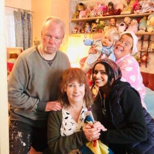 Bhavna Limbachia Instagram - Inside No9 

. throwback 
.
.
.
.
.
.
#throwback #throwbackthursday #insideno9 #comedy #bbc #reeceshearsmith #stevepemberton #aidriandunbar