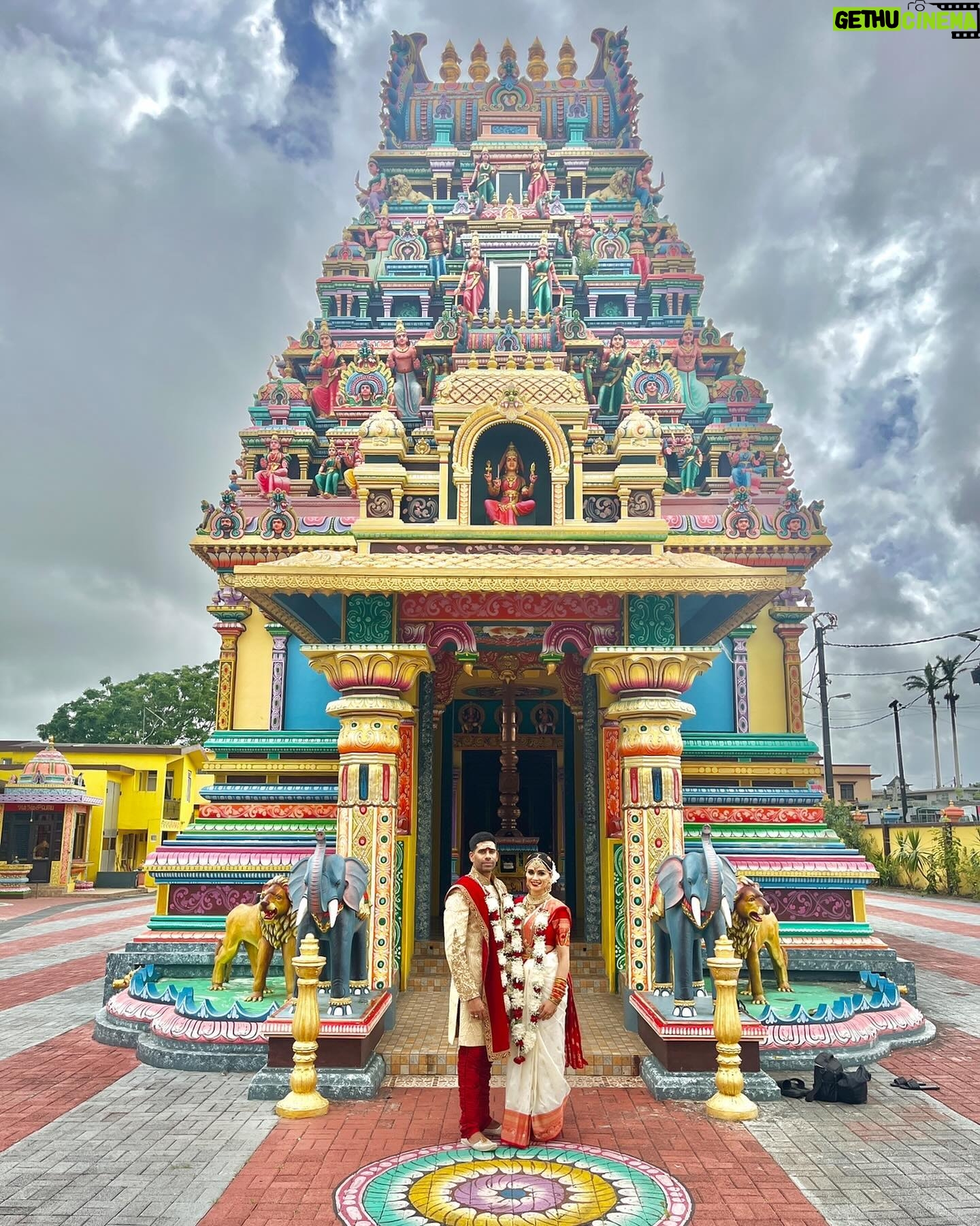 Bhavna Limbachia - 3 Likes - 9.02.24 Finally had our Tamil wedding blessing in Mauritius šš½ā„ļøš§æ
.
.
.
.
.
.
#tamil #gujarati #tamilwedding #tamilblessing #tamilbride #tamilgroom #mauritius #mauritiustemplesš²šŗ #temple #kovil