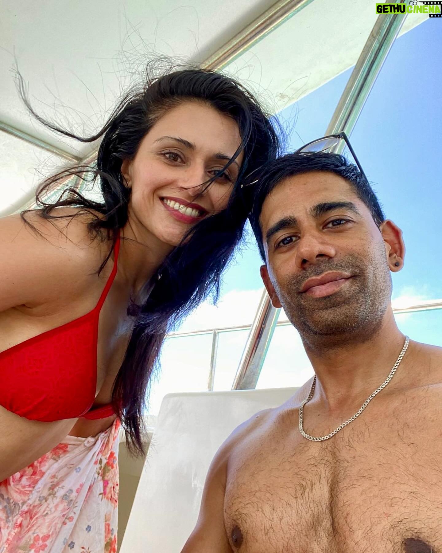 Bhavna Limbachia - 3 Likes - Catamaran Cruise from Blue Bay to Ile Aux Cerf
Snorkelling | Lighthouse Island | Swimming | Dolphin spotting | Shopping | Beach BBQ Lunch Ile Aux Cerf | Dancing | Waterfall
#mauritius #catamaran #catamarancruise #mauritiusš²šŗ ā„ļøšš½š§æ