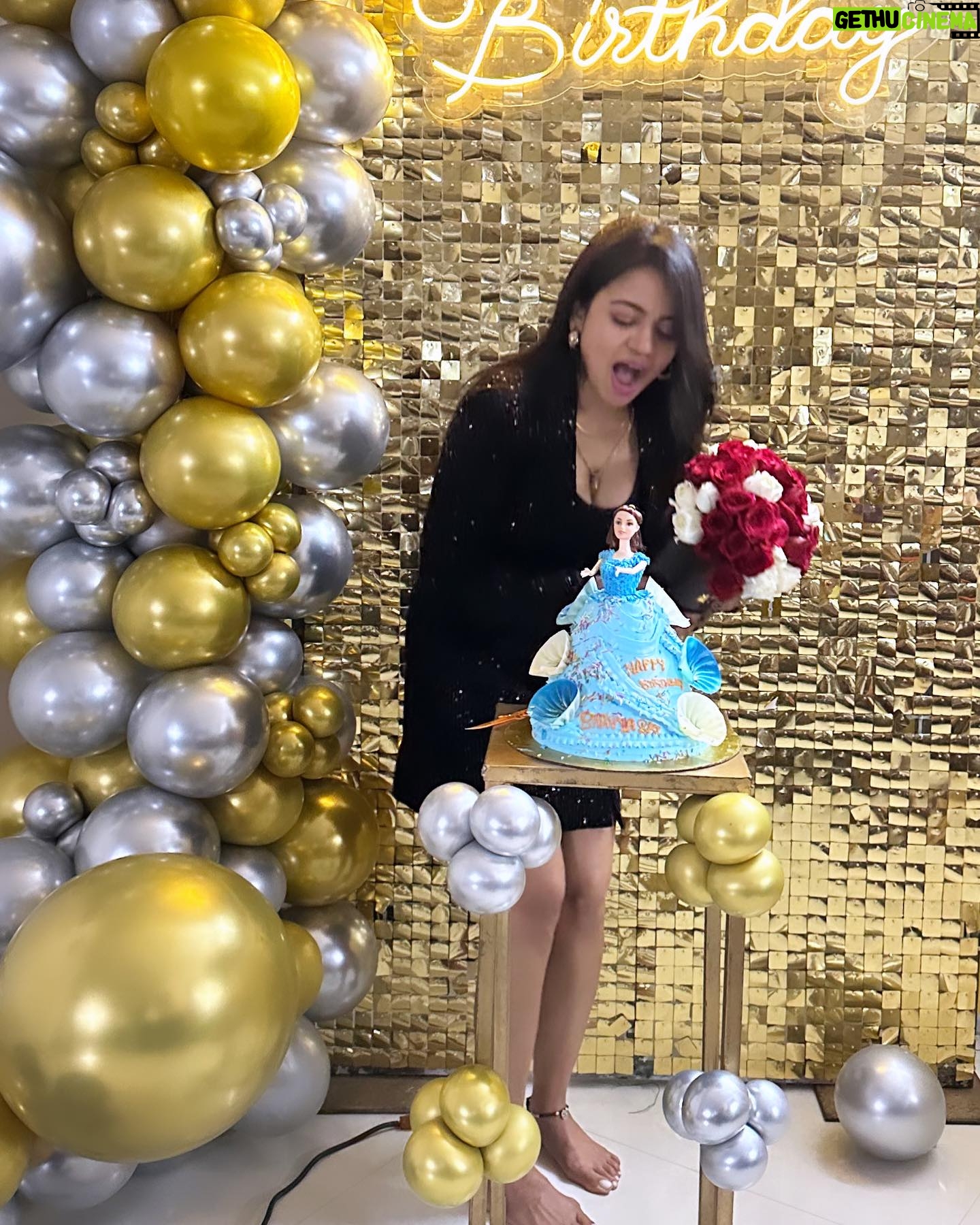 Bhavya Sri Instagram - It’s my birthday🖤14 Jan🖤♥️thank you for your love and support n your wishes♥️