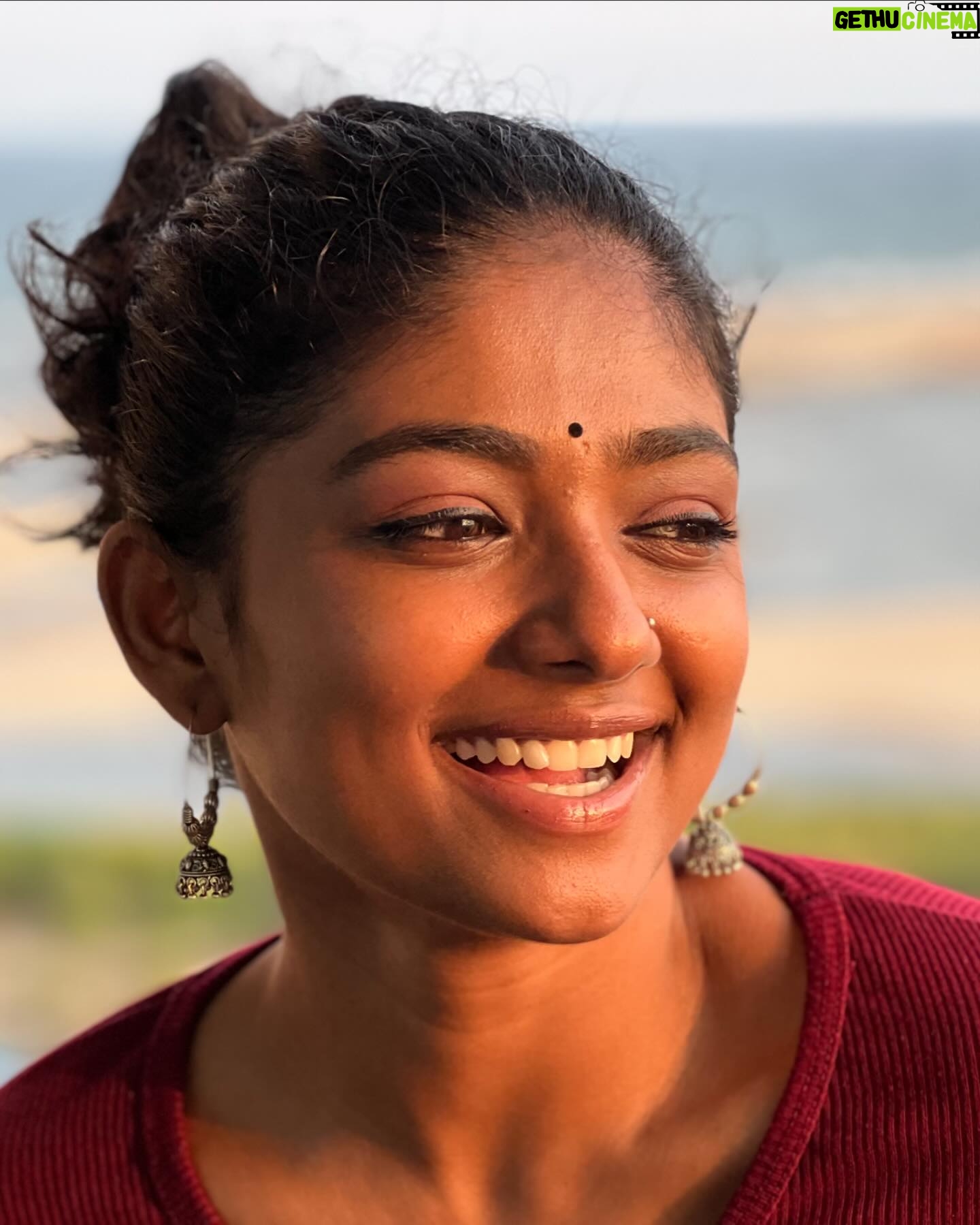 Bhoomi Shetty Instagram - STAR⭐️🧿 . . . . . . . . . . . #alittlebrowngirl #bhoomishetty #actress #biker #indianwear #indianart #artist #smile #explorepage #goodvibes #healthylifestyle #krishna #skinglow #goldenhour
