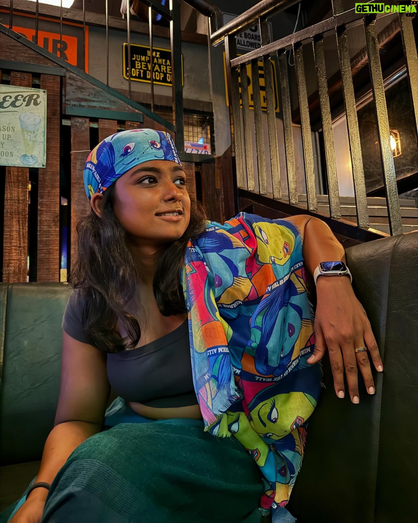 Bhoomi Shetty Instagram - Aa Mone Happy alle?? Full happppppyyyy!!! . . . 📸 @haseenkhan9 . . . . . . . . #alittlebrowngirl #bhoomishetty #actress #biker #photoshoot #photooftheday #mangalore #karnataka #aavesham #happy #gratidão