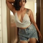 Bhoomi Shetty Instagram – Fierce attitude shown⭐️
.
🧿
.
.
.
.
.
.
.
.
.
.
.
.
#alittlebrowngirl #bhoomishetty #actress #biker #bold #boldandbeautiful #photoshoot #intense #instagram #photooftheday #glam #glitter #explore