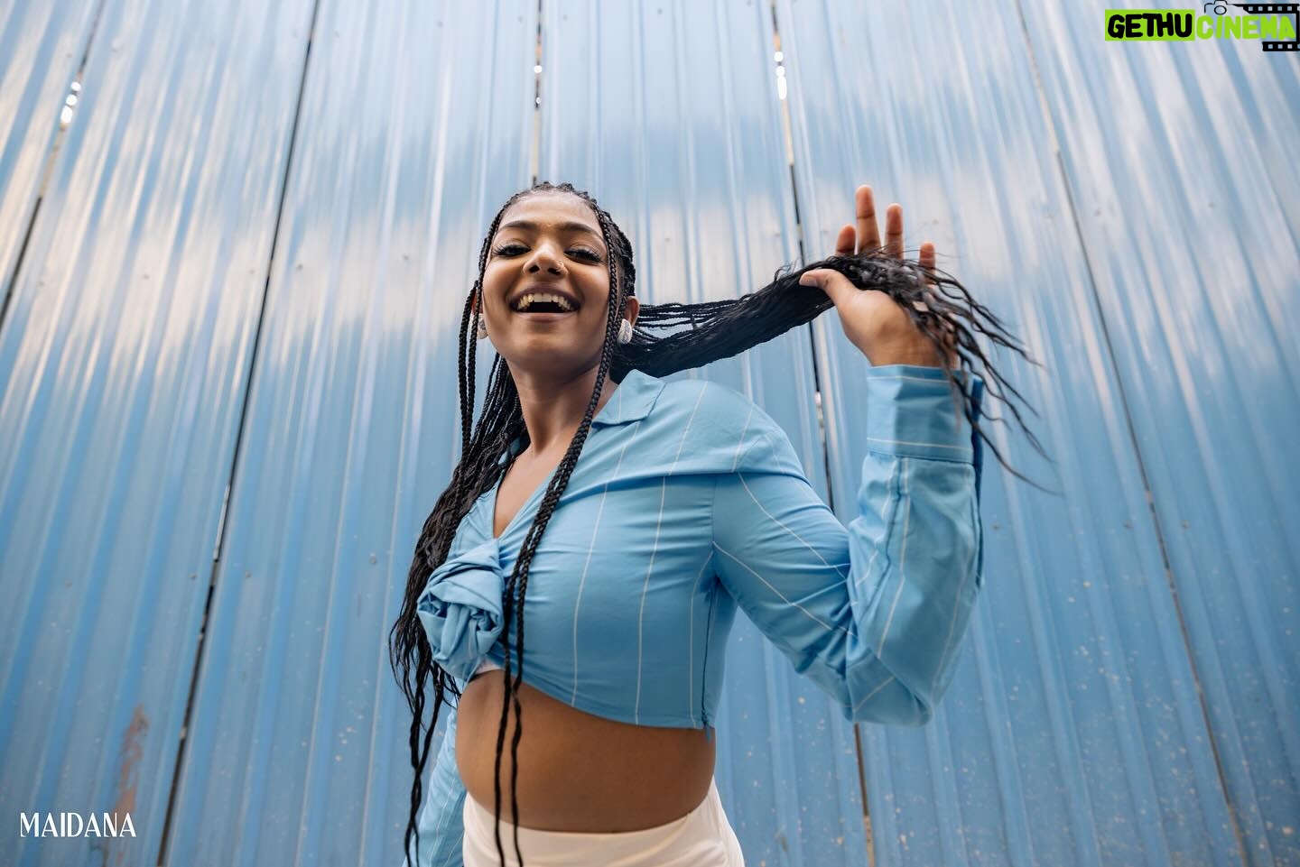 Bhoomi Shetty Instagram - The most magnetic thing on Earth is liking your own energy 🌟🧿 . . . . . . . . . . . . #alittlebrowngirl #bhoomishetty #actress #biker #braids #hairart #transformation #lookinspiração #photooftheday #healthylifestyle #beautyful #africa #afrobeats