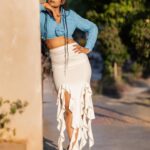 Bhoomi Shetty Instagram – You are art.
Create yourself over & over……
🌸🧿
.
.
Photography @maidana.evaphotofilms
Production @parashu.films
Styling @_shilpa_hegde
MUA @that_tyagi_girl
.
.
.
.
.
.
.
.
#alittlebrowngirl #bhoomishetty #actor #biker #braids #photooftheday #photoshoot #lookinspiração #girl #hairfashion #love #streetstyle #streetphotography #healthylifestyle #fashion
