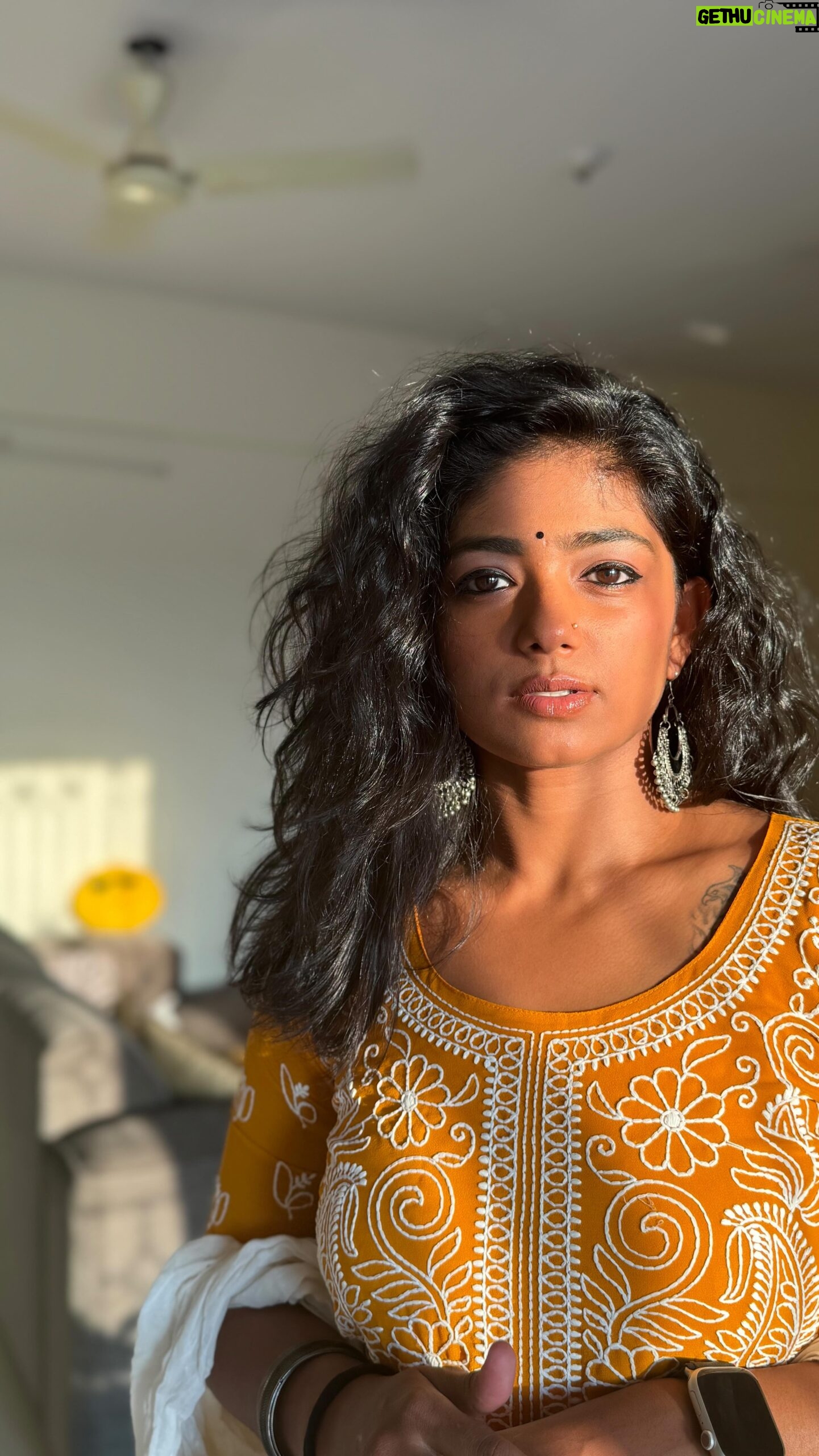 Bhoomi Shetty Instagram - Nazar na lageee…….🧿 . . . . . . . @officialjoshapp @joshapp.kannada . . . . . . #alittlebrowngirl #bhoomishetty #actress #art #artist #biker #traditional #smile #happiness #eyes #reelsinstagram #explore #loveislove