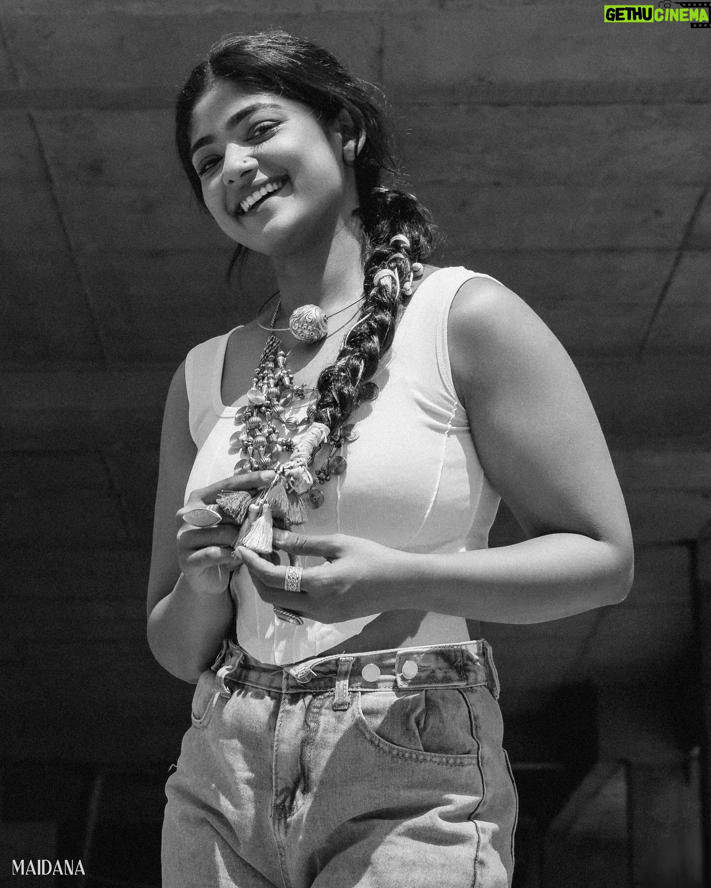 Bhoomi Shetty Instagram - So far, so good 💫 . . . 📸 @maidana.evaphotofilms Styling @kalasthreebytejaswini @tejuanjankumar @khushi_jagadisha . . . . . . . #alittlebrowngirl #bhoomishetty #biker #actress #photooftheday #eyes #lookinspiração #instagram #photography #bohostyle #photoshoot