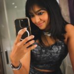 Bhoomi Trivedi Instagram – 🔂 🎧