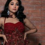 Bhoomi Trivedi Instagram - 🥀 Stylist :- @styledbysujata Style Team :- @ashwinishajigeorge13 Outfit:- @tyoharofficial Jewellery:- Earrings and bracelet: @vanijewels_byvaidehi Ring : @chotteylalsons 📸 @Dheeraj_dewittz