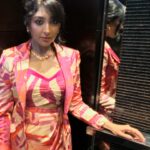Bhoomi Trivedi Instagram - 🦩 Outfit:- @mandirawirkhq Jewellery :- @dipitreats