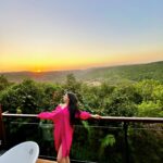 Bhoomika Mirchandani Instagram – Sun-sets my mood to some another level ✨