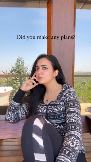 Bhoomika Mirchandani Instagram - The everyday conversation with my bff 🙃