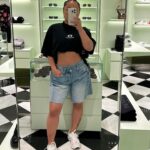Bi Nguyen Instagram – Coach hear me out, shopping burns calories…