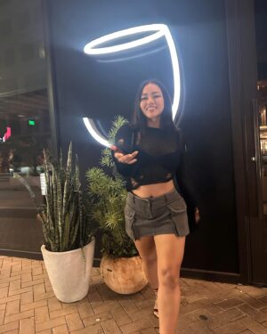 Bi Nguyen Instagram - You guys, hear me out. @jade_htx is finally taking good pictures of me. 😅😅😅