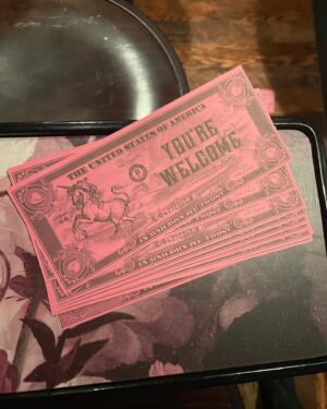 Bianca A. Santos Instagram - I checked the odds and I placed my bet 🍤 @venetianvegas