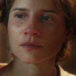 Bianca Comparato Instagram - @biancacomparato está na série “João Sem Deus - A Queda de Abadiânia” que estreia no Canal Brasil no dia 13/10! A vida de duas irmãs muda completamente quando elas conhecem o médium João de Deus: uma delas é sua fiel funcionária e a outra foi sua vítima. Não perca! ✨ #mapbrasil #casting #joaodedeus