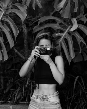 Bianca Comparato Instagram - amo essa câmera #ricoh 
#tbt 📸 @jorgebispo