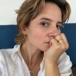 Bianca Comparato Instagram - Entre os dias 17 e 19 de abril acontece a feira Mip TV em Cannes, uma iniciativa super importante pro nosso mercado e a série João Sem Deus está participando por lá. Não há ainda previsão de estréia no Brasil, mas já queria dizer que é uma parceria do @canalbrasil e @tvioficial de Portugal - assitam! A série conta a história de João de Deus através da ótica feminina e não vejo a hora de dividir mais sobre esse trabalho intenso e forte com vocês. Foi lindo! Aí vão algumas fotos e já já trago mais news!