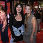 Bianca Comparato Instagram - dump da pré-estreia de JOÃO SEM DEUS no visegimo quinto festival do rio, inaugurando a exibição de séries. noite cheia de pessoas que amo… styling @ritalazzarotti obrigada, merci, grazie, gracias, thank you @miumiu e @prasiofficial ✨ beleza @cami.nhante Louca pra vocês assistirem a série que estreia dia 13/10, sim… sexta-feira 13 :)) no @canalbrasil e pra quem tem @globoplay mais canais. Uma série escrita pela talentosíssima amiga @patriciacorso81 e genio @_leonardo_moreira. Criado por @giulianocedroni. Dirigido por @marinaperson No elenco os maravilhosos @antoniosaboia @marconaniniator @karineteles @mariaclarastrambi Produzido pela @ventrestudio, liderado pelas maravilhosas @paula.cosenza e @justineotondo obrigada @canalbrasil e @tvioficial Obrigada toda equipe maravilhosa, composta majoritariamente por mulheres. A série conta o que aconteceu oito dias antes do João de Deus se entregar pra policia. E diferente de muitas histórias de True Crime o ponto de vista não é dele, mas de suas vitimas.