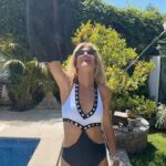 Bibá Pitta Instagram - O verão chegou e com ele vem a época mais esperada do ano, certo meninas 🏖️😍? A coleção da @btuck_beachwear está um arraso !!!🔥😍 Eu já fiz a minha escolha , e tu qual vais escolher 🩱👙? Diz-me o teu preferido !!🥰 Atenção! Preparem-se para o calor….não se esqueçam dos óculos e do protetor!!! Beijinhos😍 #verao#summervibes #summerfashion #newcollection #summerlovers #🏖