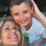 Bibá Pitta Instagram - Grande companheiro e amigo d’avó😍 Desde o momento que chegaste á minha vida descobri este amor quentinho que não para de crescer … Duartinho,estou aqui para te apoiar , orientar,amar e aconteça o que acontecer,és e serás sempre um grande amor que a avó traz no coração 😍 Amo-te muito meu furacão pequenino !! Avó Biba 😍 Beijinhos, boa semana para todos🥰