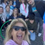 Bibá Pitta Instagram - Pessoal … batam palmas 👏👏lá vamos nós marchar mais um ano💪🏻 Uma vez convidada para ser madrinha da @cermov_cercica, madrinha para sempre🥰!! O que eu me orgulho destes meus tão especiais e tão queridos afilhados🥰 Está quase quase , dia 8 de junho lá estaremos para marcharmos como se não houvesse amanhã!!! Nos aguardem, contamos com todos!! Yé yé yé a CERCICA é que é !!❤️ Beijinhos ,bom fim de semana🥰