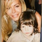 Bibiana Fernández Instagram - Esto me lo mandó @mariolaorellana significa vida, que seguimos aquí, pero digo yo porque pasa tan rápido 🫠