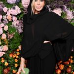 Bibiana Fernández Instagram - Mañana 13 esta que escribe cumple 70 años, vividos quemados bebidos solo tengo palabras de gratitud para con la vida, estoy tan feliz como desbordada, pero quien se va a quejar de tener trabajo, desafíos nuevos, como cantaba la gran #mercedessosa gracias vida ❤️