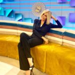 Bibiana Fernández Instagram - Preparada para @vamosaver_tv y sigo para bingo @tardeartv y en medio ensayo, hoy no me cabe 🤣🚀