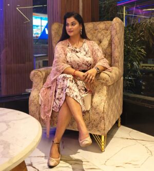 Bidusmita Dash Instagram - Trending with the beautiful song of @prakrutimishra ❤️