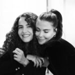 Bihter Dinçel Instagram - Yürek Çıkmazı❤️Cennet’in yavruları❤️ Bu akşam 20.00’de Trt 1’de 💥 #yürekçıkmazı @yurekcikmazitrt @goldfilmyapim @trt1 📸 @ilkerbackstage