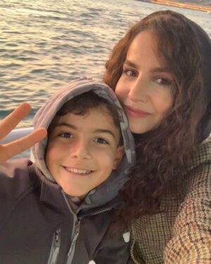 Bihter Dinçel Instagram - En güzel kuş ❤️ @dincelyagmurali